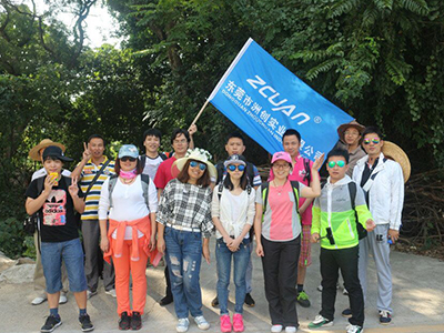 洲創(chuàng)-公司員工旅游合影